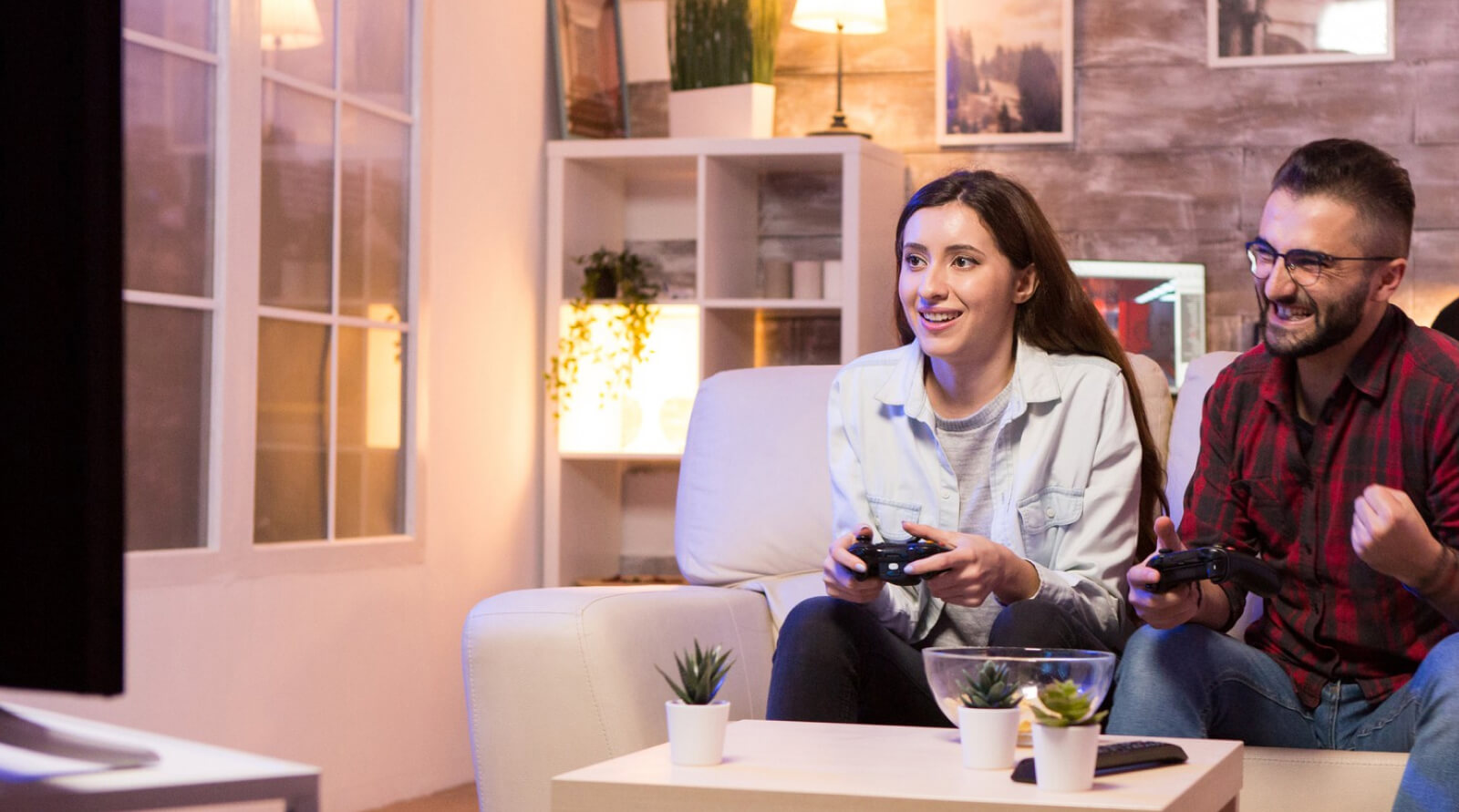 Family enjoying fast home broadband from Arhum ISP
